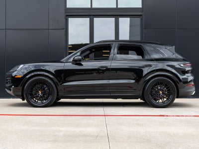 2026 Porsche Cayenne AWD
