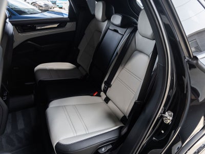 2026 Porsche Cayenne AWD