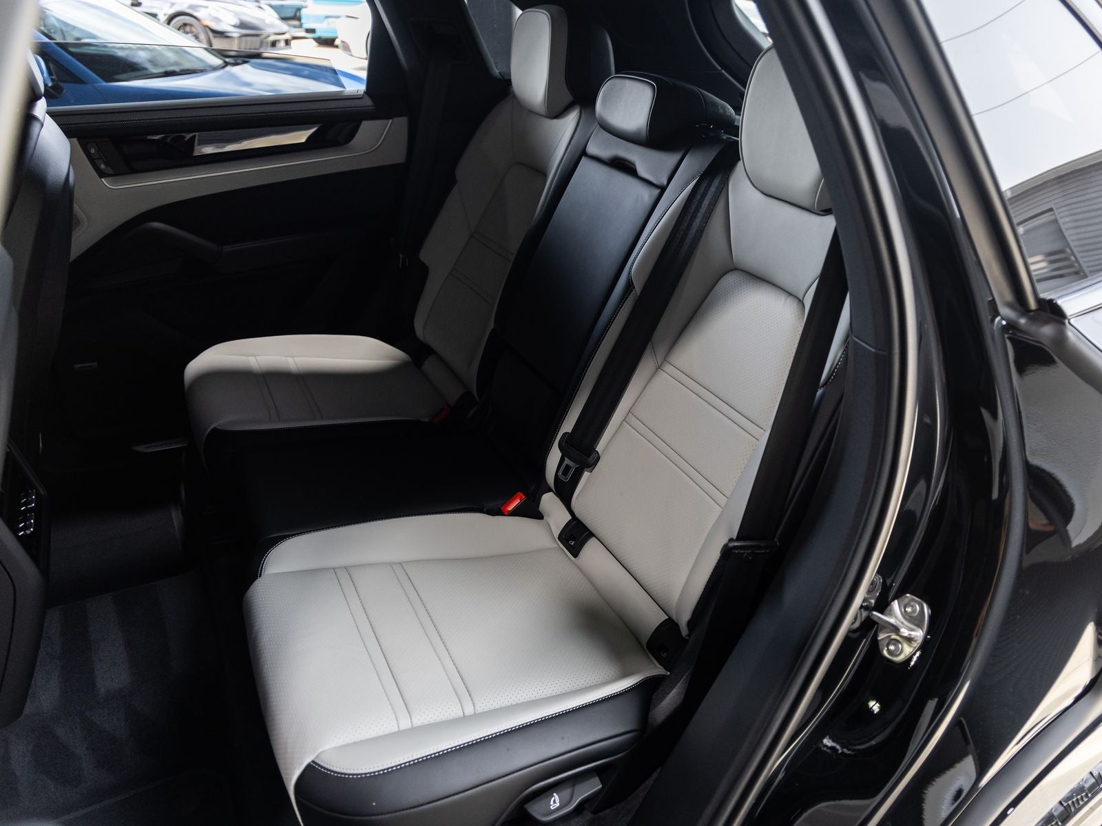 2026 Porsche Cayenne AWD