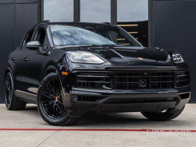 2026 Porsche Cayenne AWD