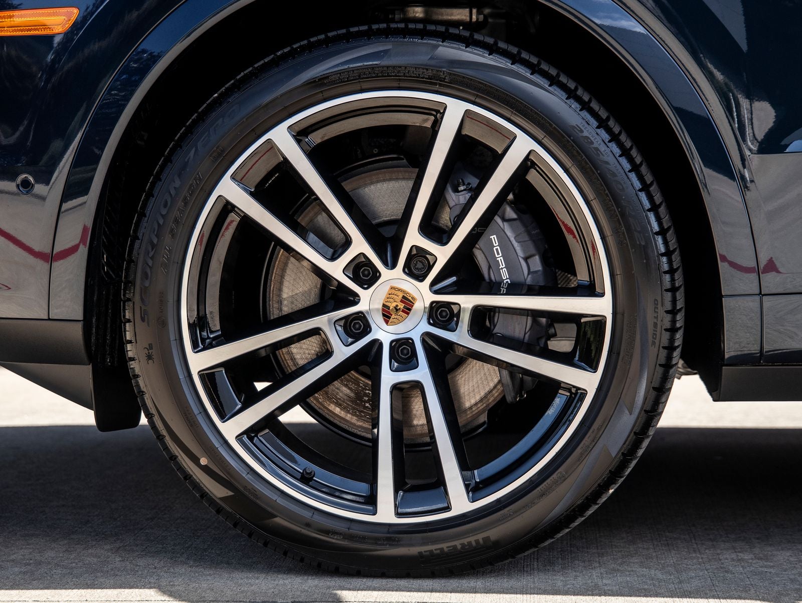 2026 Porsche Cayenne AWD
