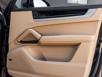 2026 Porsche Cayenne AWD