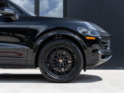 2026 Porsche Cayenne AWD
