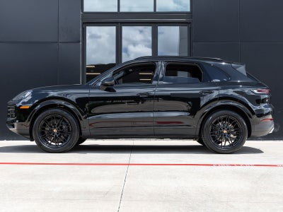 2026 Porsche Cayenne AWD