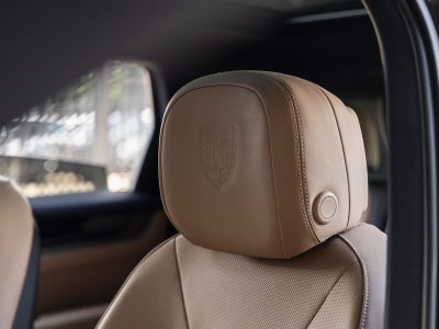 2026 Porsche Cayenne AWD