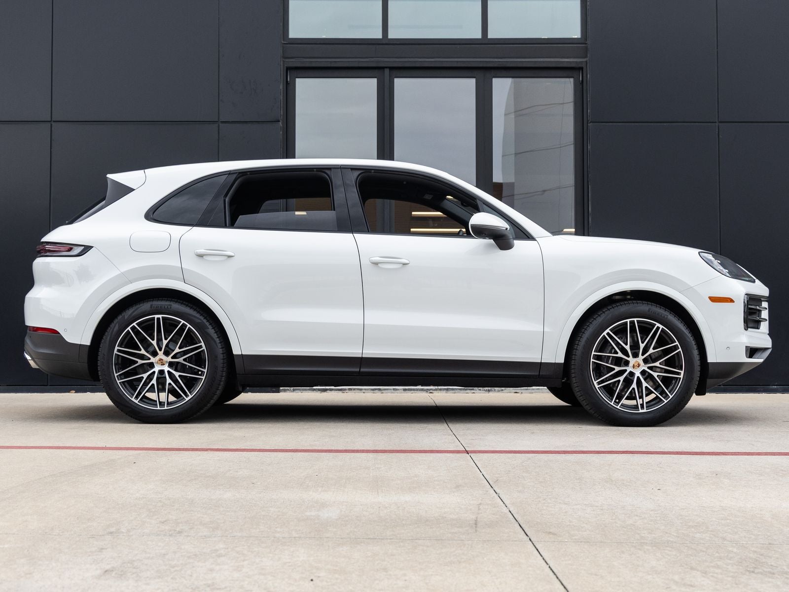 2025 Porsche Cayenne AWD