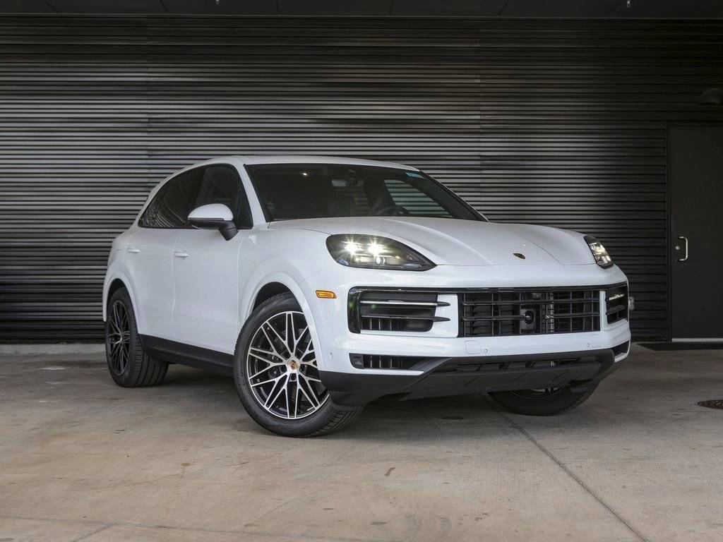 2025 Porsche Cayenne AWD