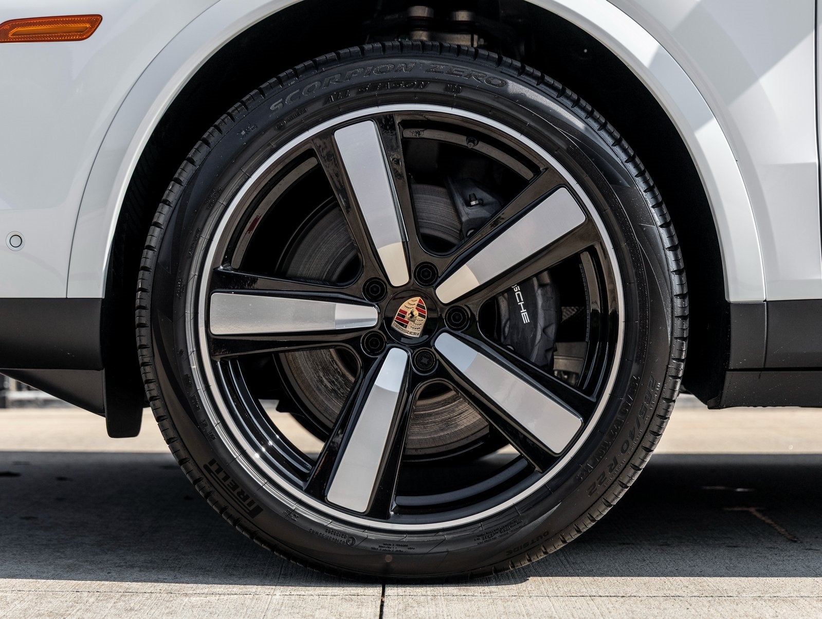 2025 Porsche Cayenne Cayenne