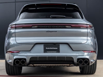 2026 Porsche Cayenne AWD
