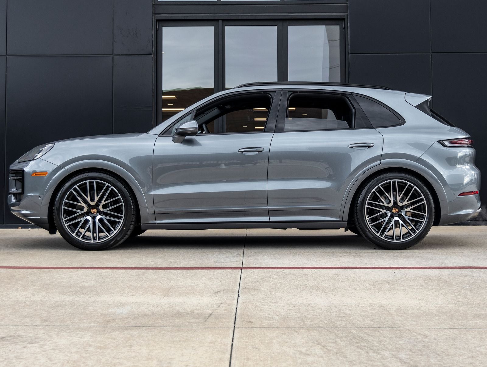 2026 Porsche Cayenne AWD