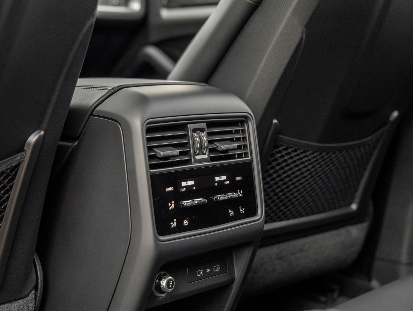 2026 Porsche Cayenne AWD