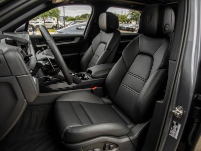 2026 Porsche Cayenne AWD