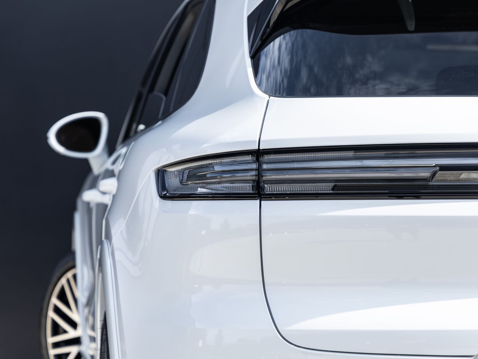 2026 Porsche Cayenne AWD