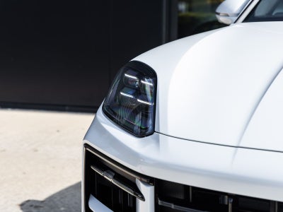 2026 Porsche Cayenne AWD
