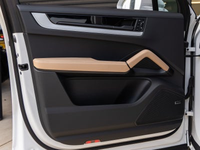 2026 Porsche Cayenne AWD