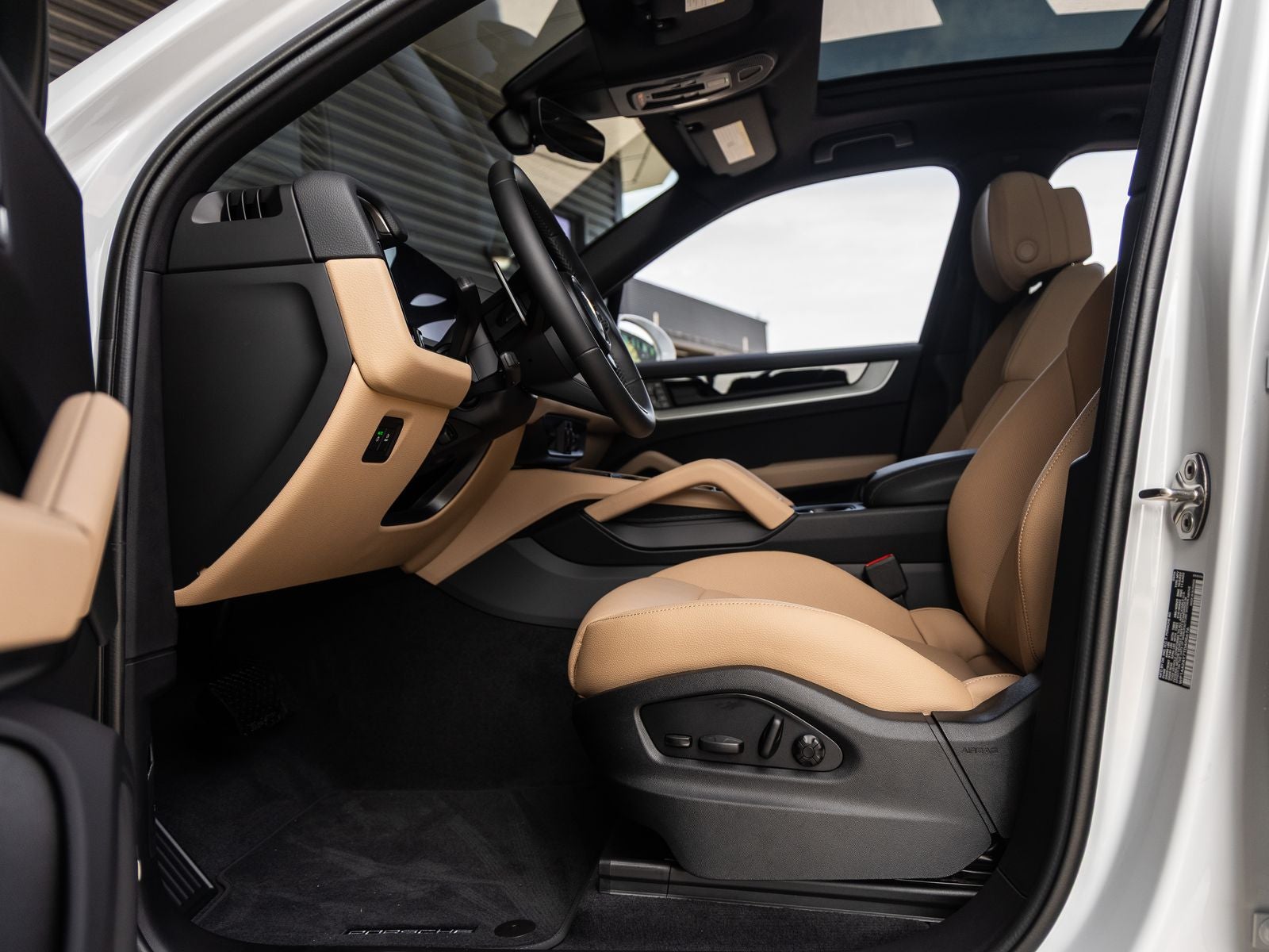 2026 Porsche Cayenne AWD