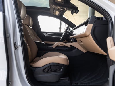 2026 Porsche Cayenne AWD