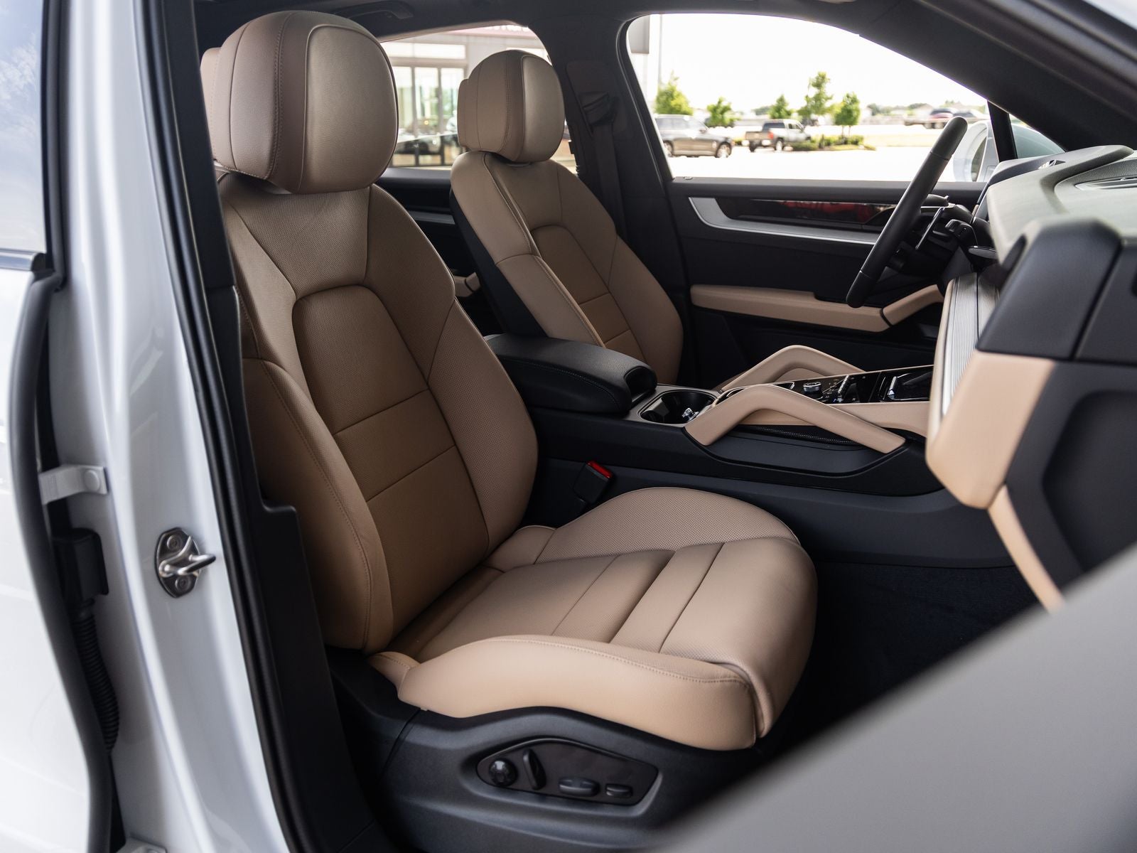 2026 Porsche Cayenne AWD