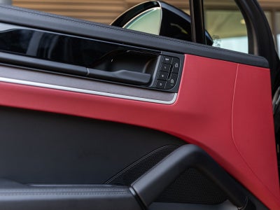 2026 Porsche Cayenne AWD