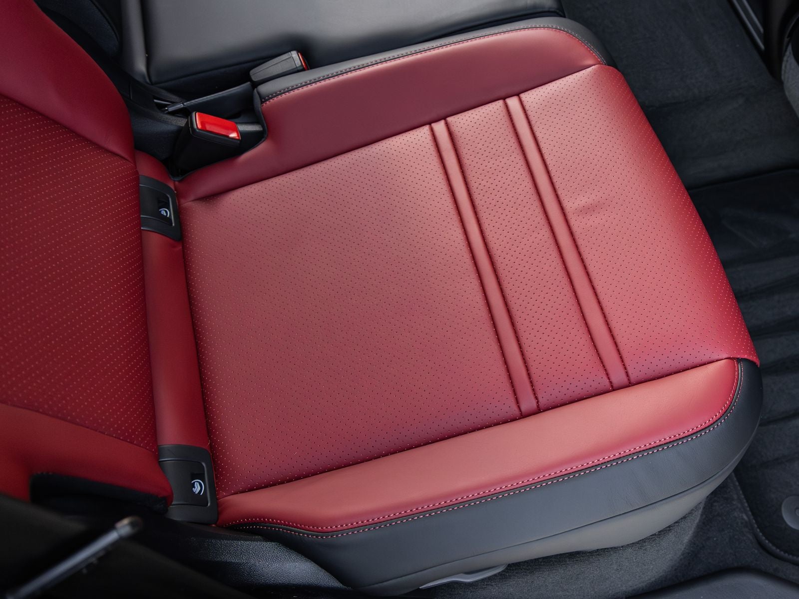 2026 Porsche Cayenne AWD