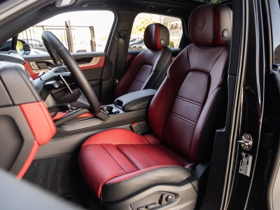 2026 Porsche Cayenne AWD