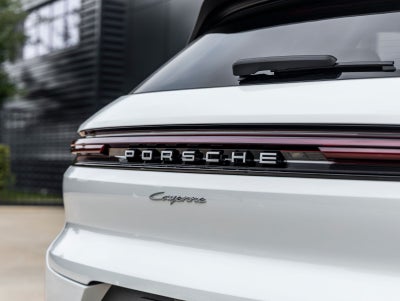2026 Porsche Cayenne AWD