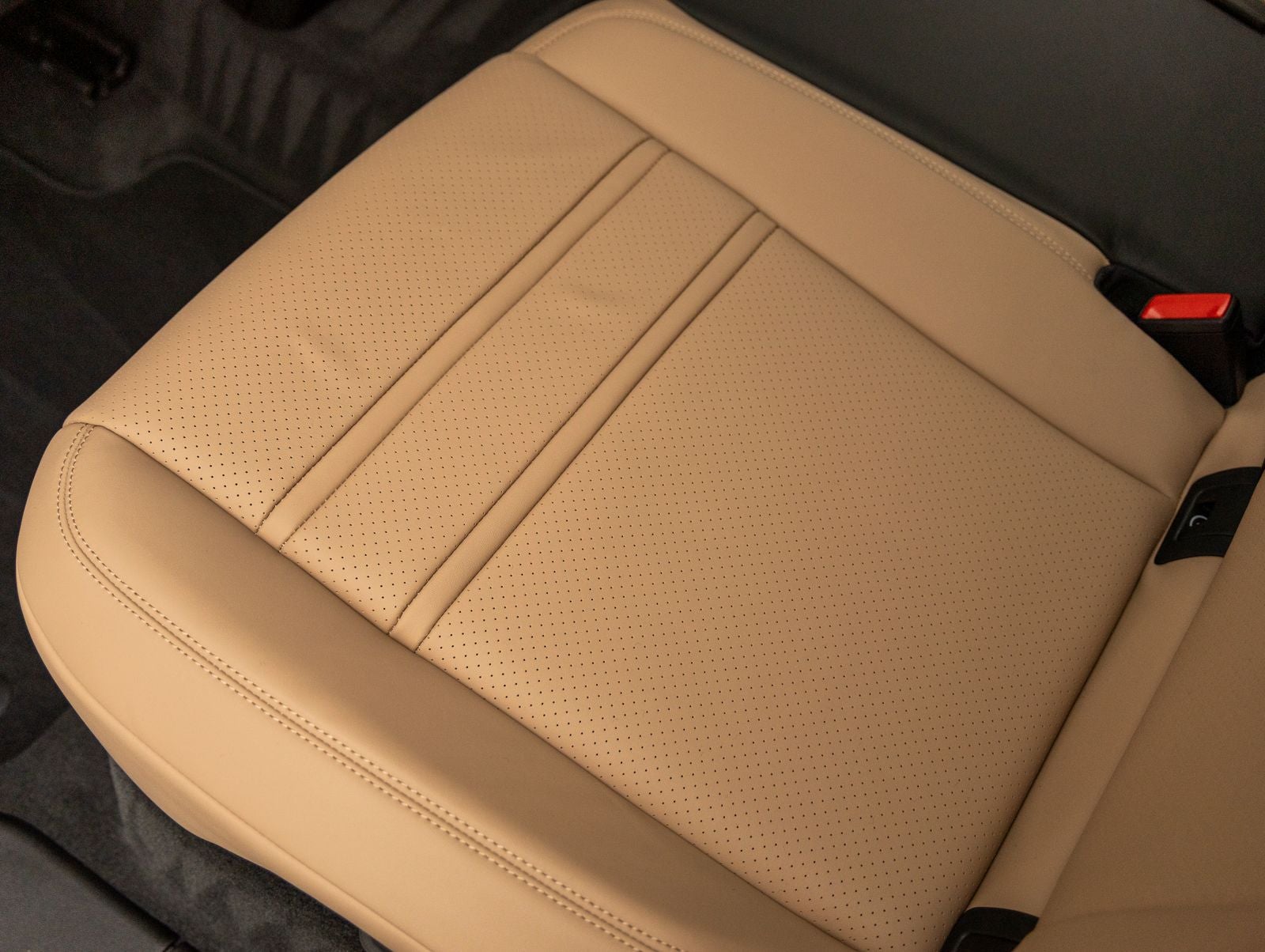 2026 Porsche Cayenne AWD