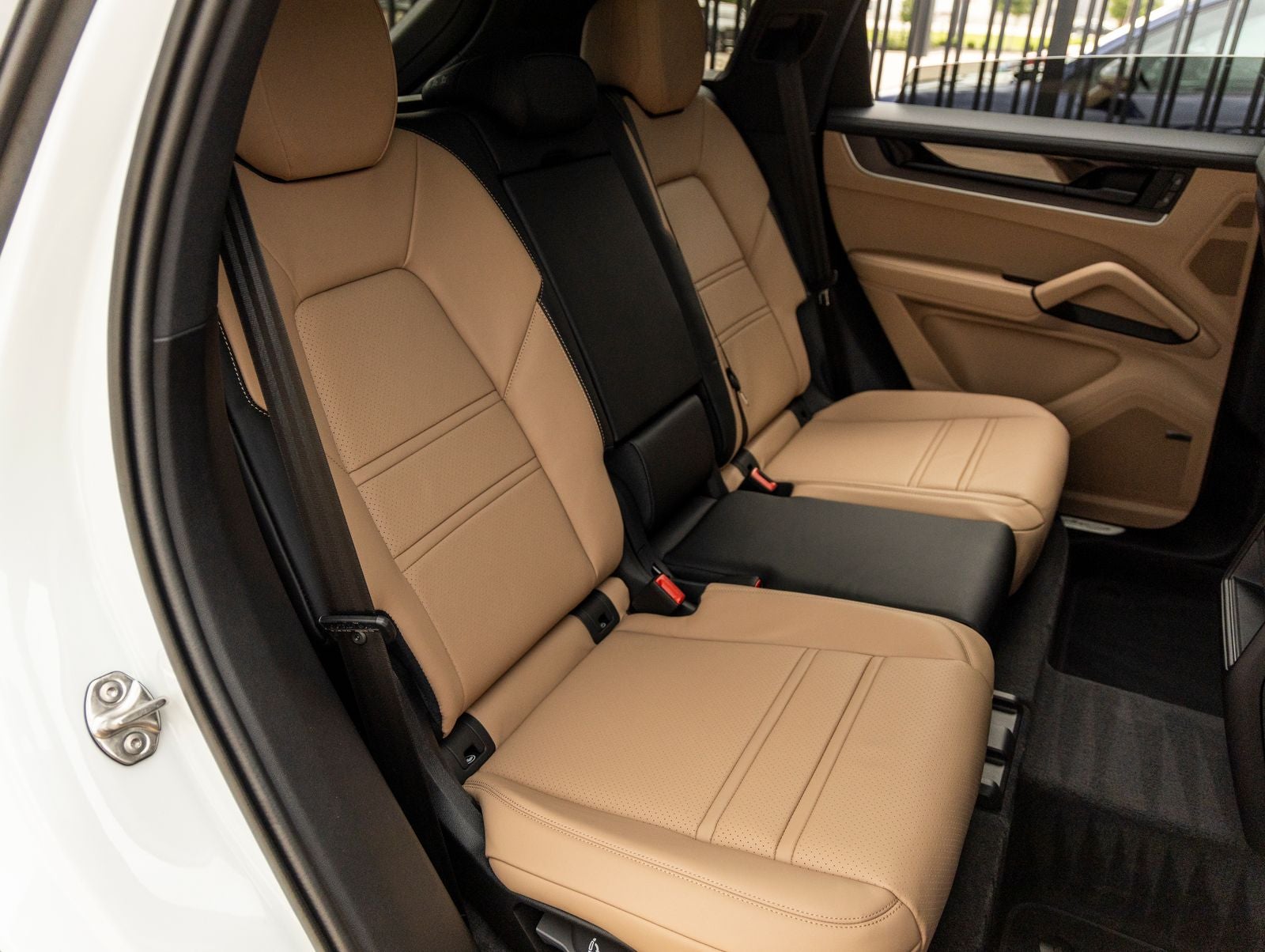 2026 Porsche Cayenne AWD