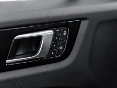 2023 Porsche Cayenne Base