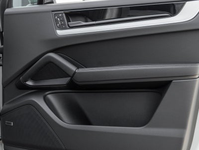 2026 Porsche Cayenne AWD