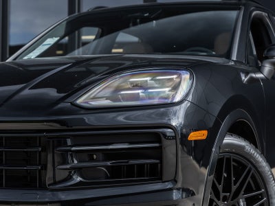 2026 Porsche Cayenne AWD