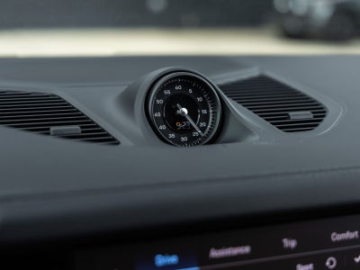 2026 Porsche Cayenne AWD