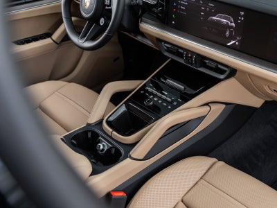 2026 Porsche Cayenne AWD