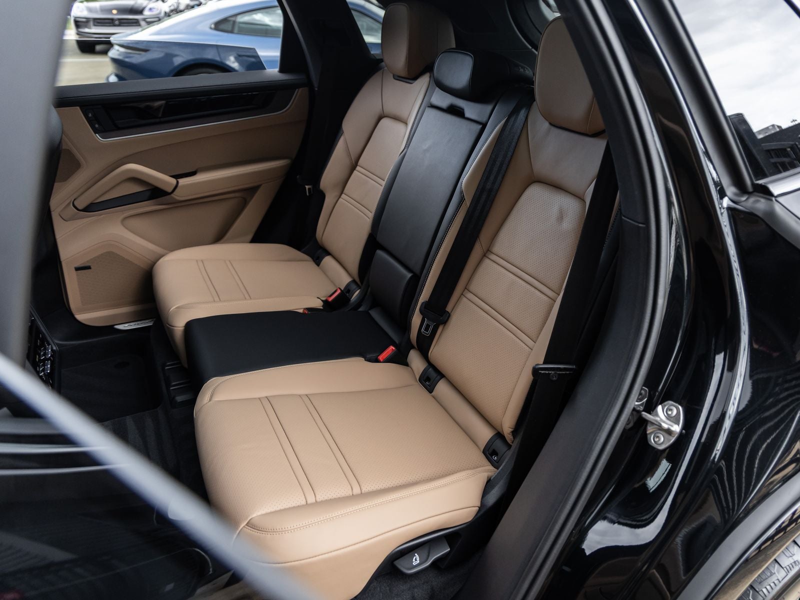 2026 Porsche Cayenne AWD