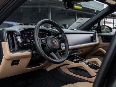 2026 Porsche Cayenne AWD
