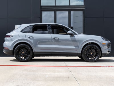 2026 Porsche Cayenne AWD
