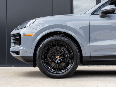 2026 Porsche Cayenne AWD