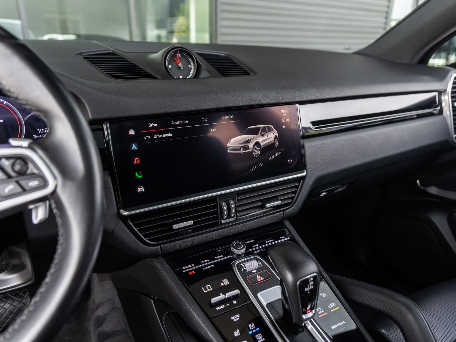 2022 Porsche Cayenne AWD