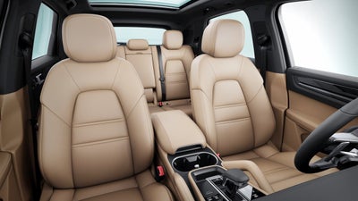2023 Porsche Cayenne Base
