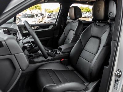 2025 Porsche Cayenne Cayenne