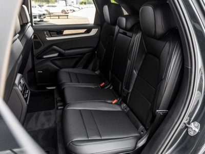 2025 Porsche Cayenne Cayenne