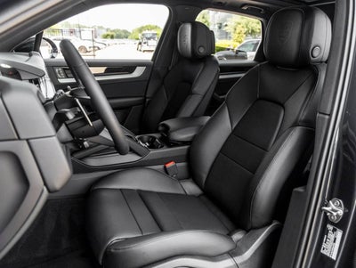 2025 Porsche Cayenne Cayenne
