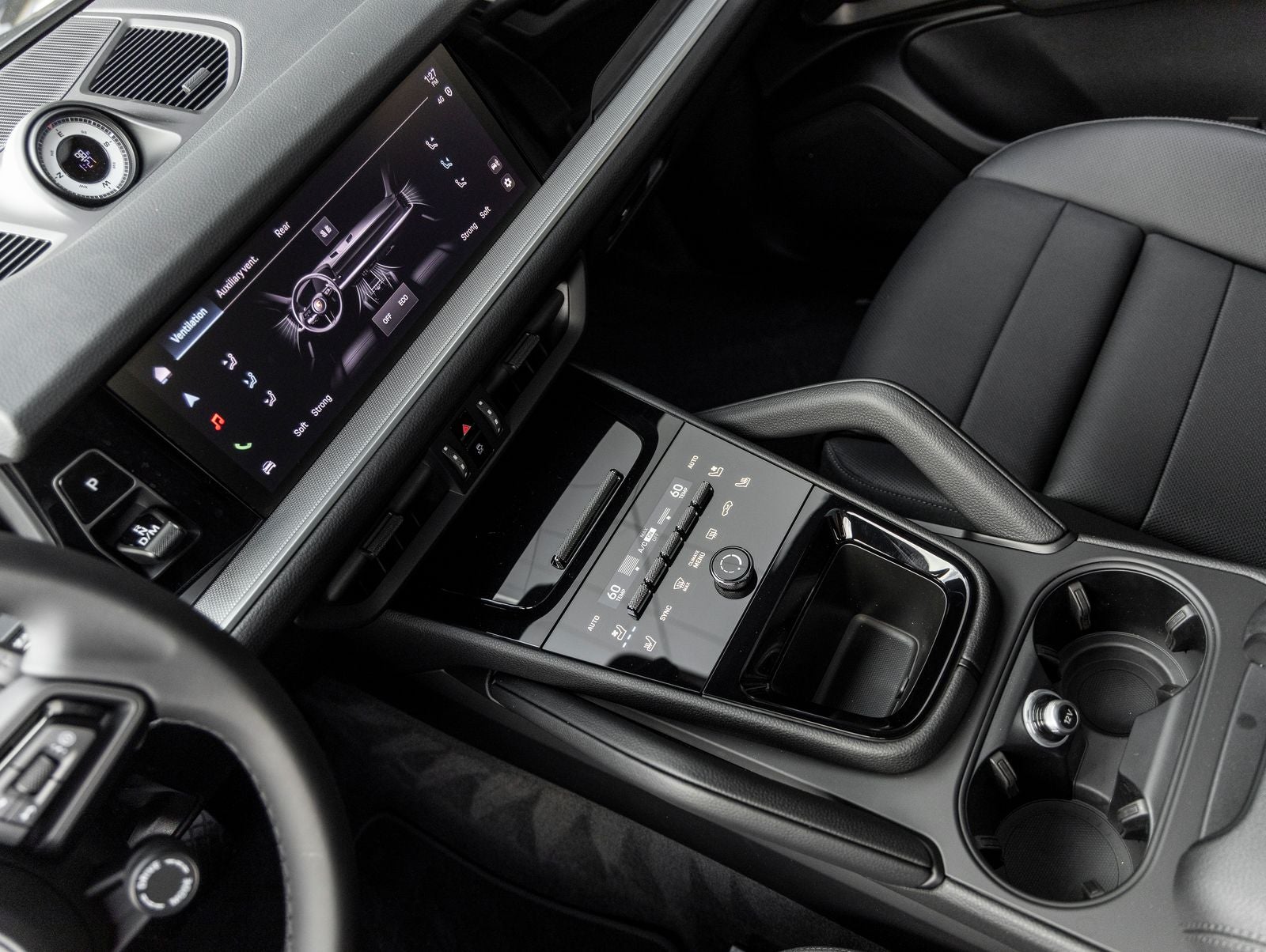 2026 Porsche Cayenne AWD