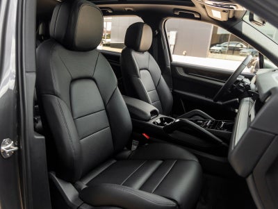 2026 Porsche Cayenne AWD