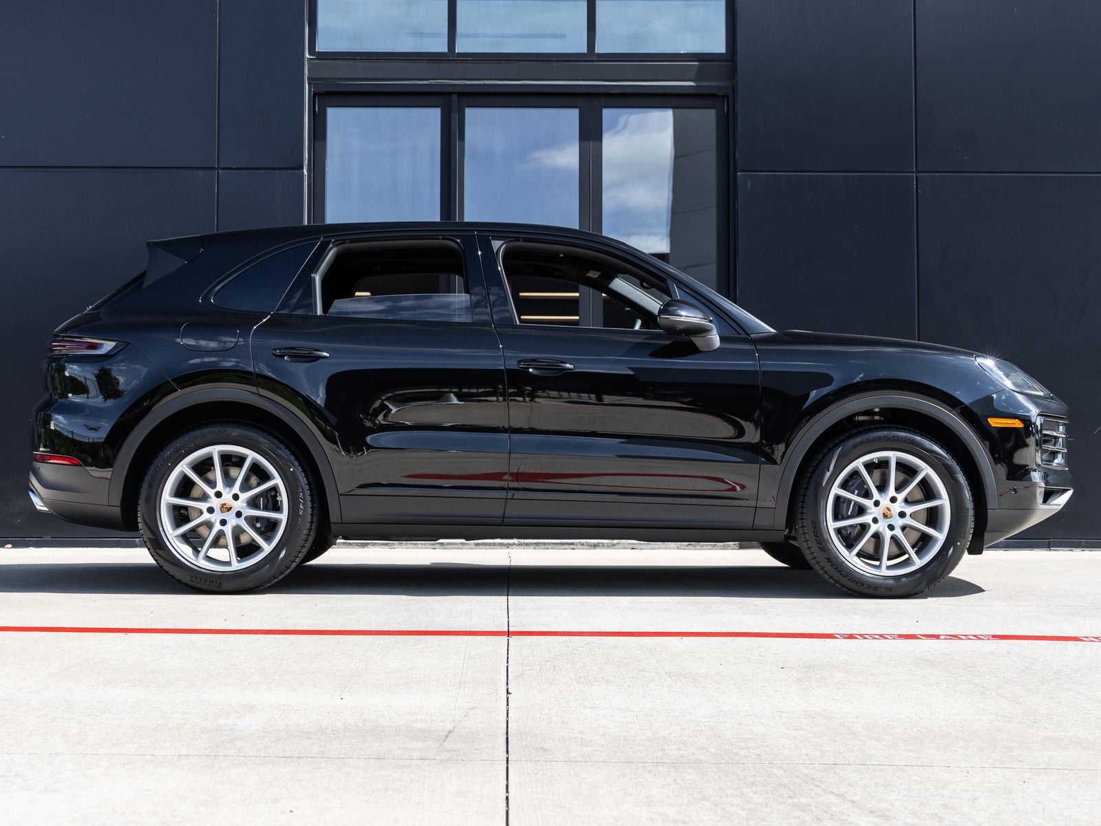 2026 Porsche Cayenne AWD