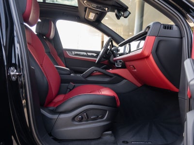 2026 Porsche Cayenne AWD