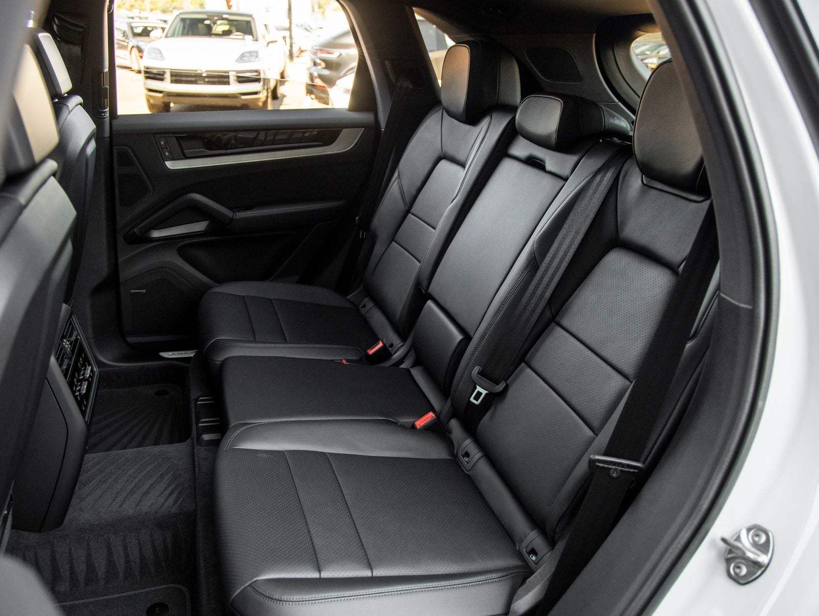 2026 Porsche Cayenne AWD