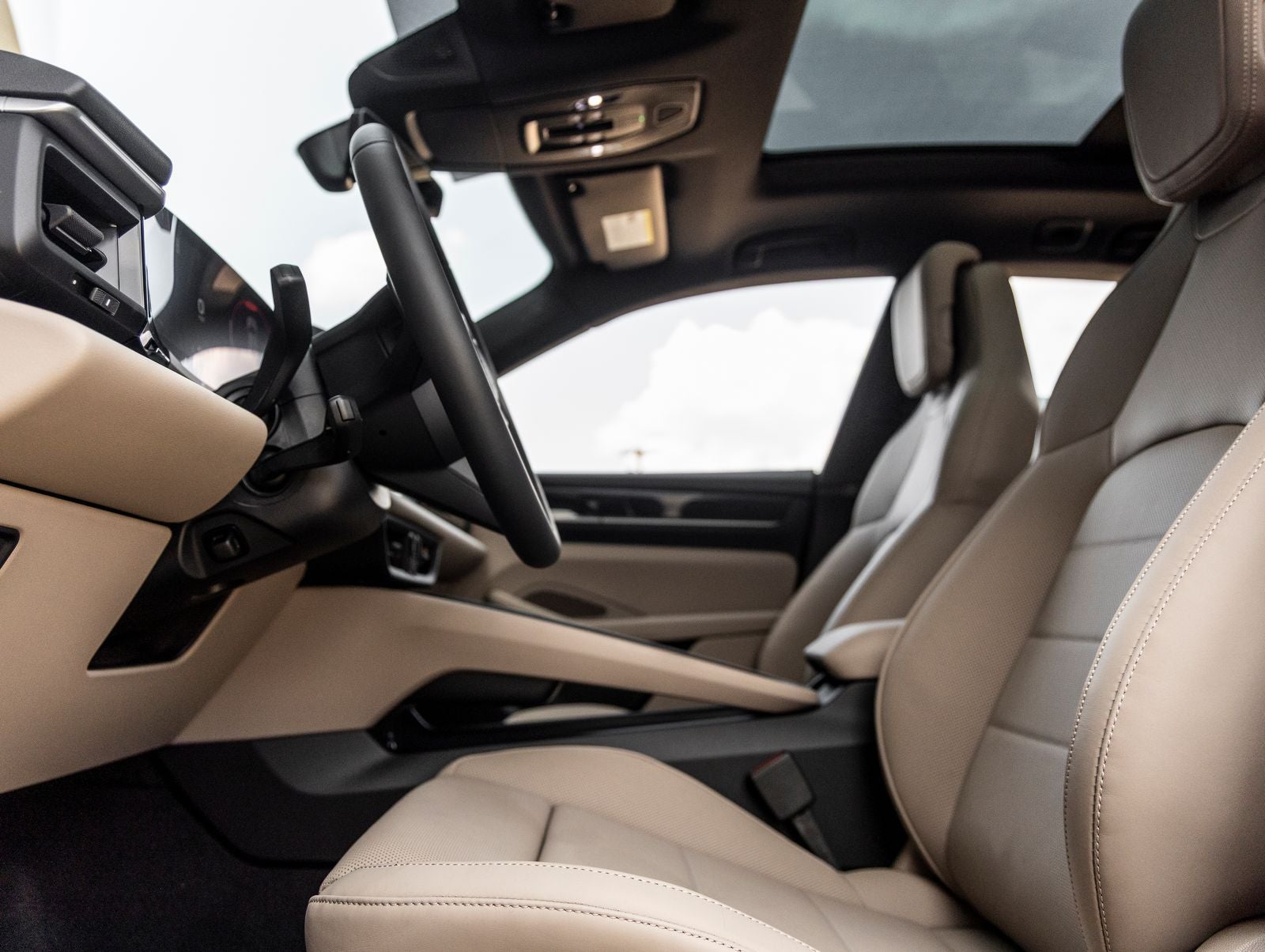 2025 Porsche Macan 4 Electric