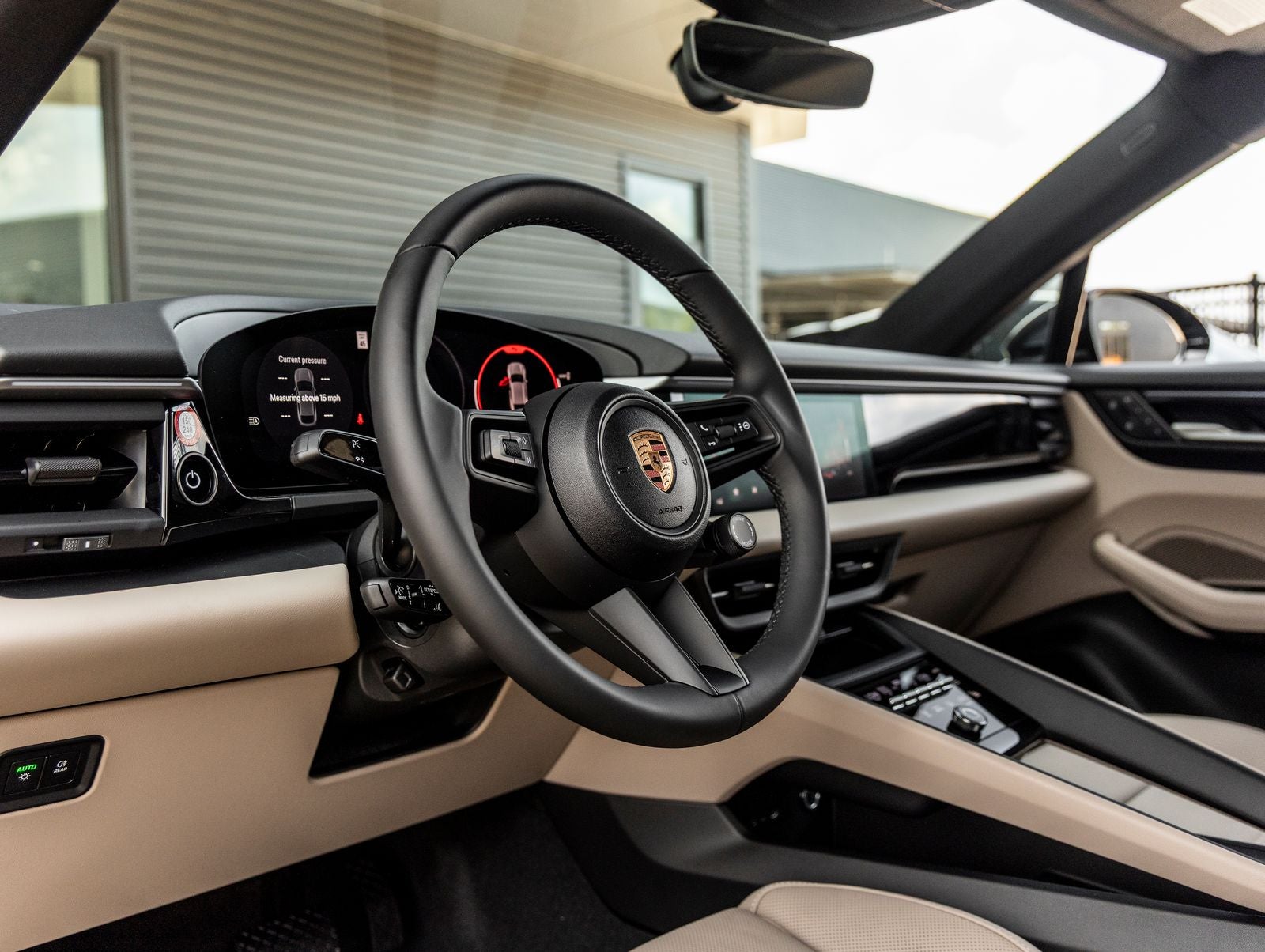 2025 Porsche Macan 4 Electric