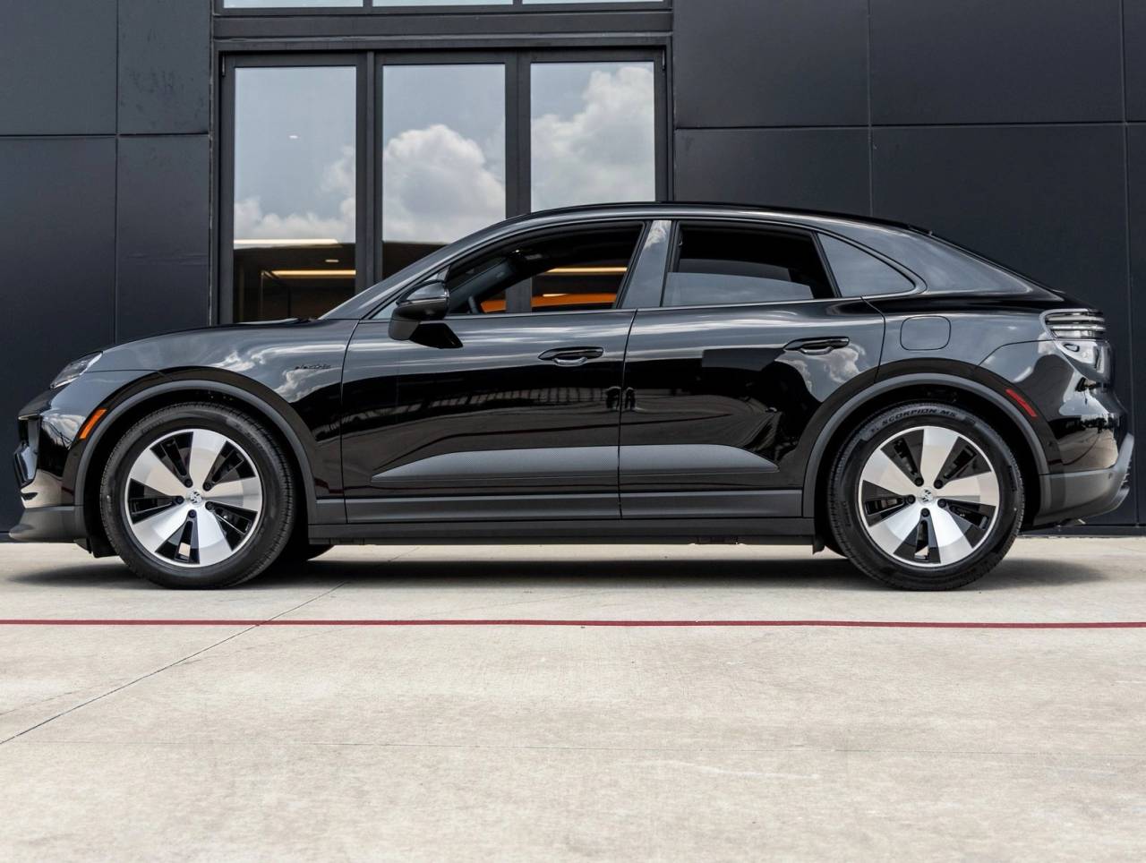 2025 Porsche Macan Electric Macan 4 Electric